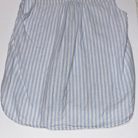 Morgan Taylor Sleeveless Stripe Button Front Top in Light Blue & White - Picture 7 of 8